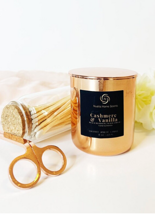 Vanilla & Cashmere Scented Candle